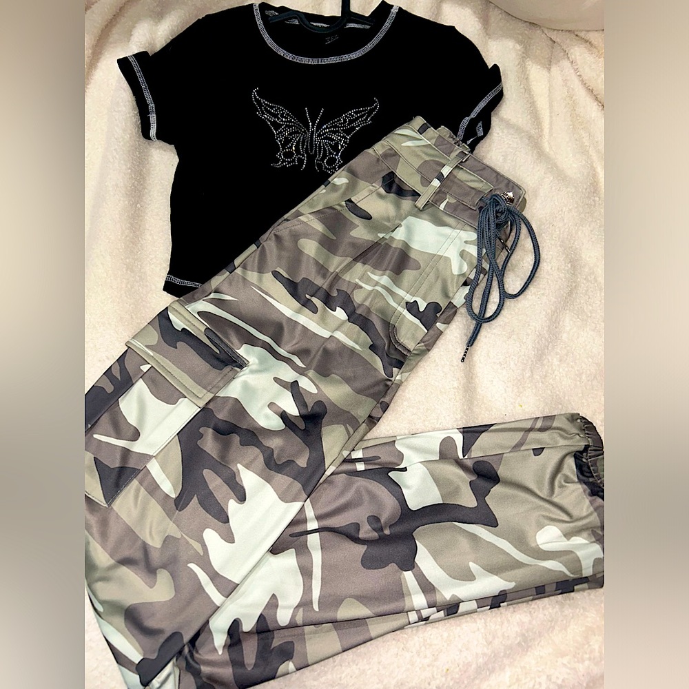 // Camo Jogger Small Pants and Shein Rhinestone Butterfly Shirt //